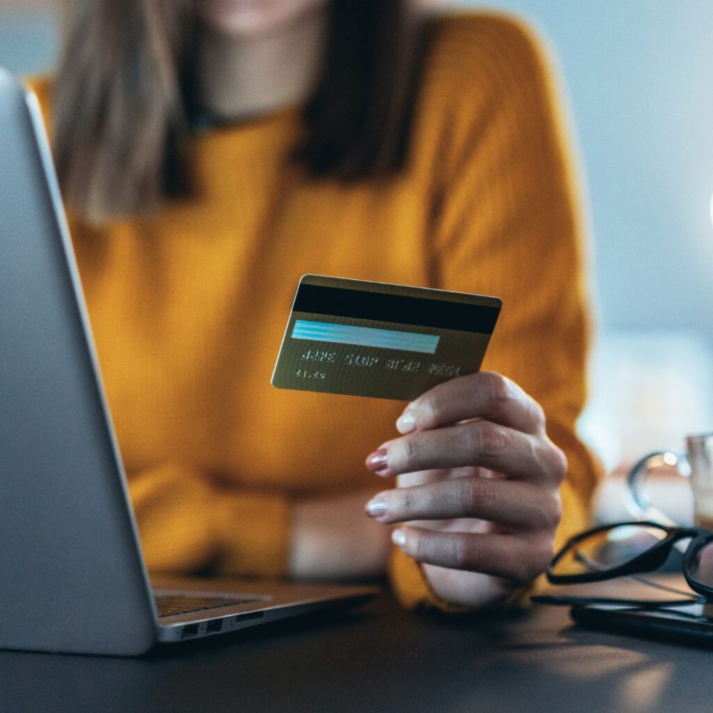 Dofinansowanie z PFRON a opóźnienie wypłaty wynagrodzenia